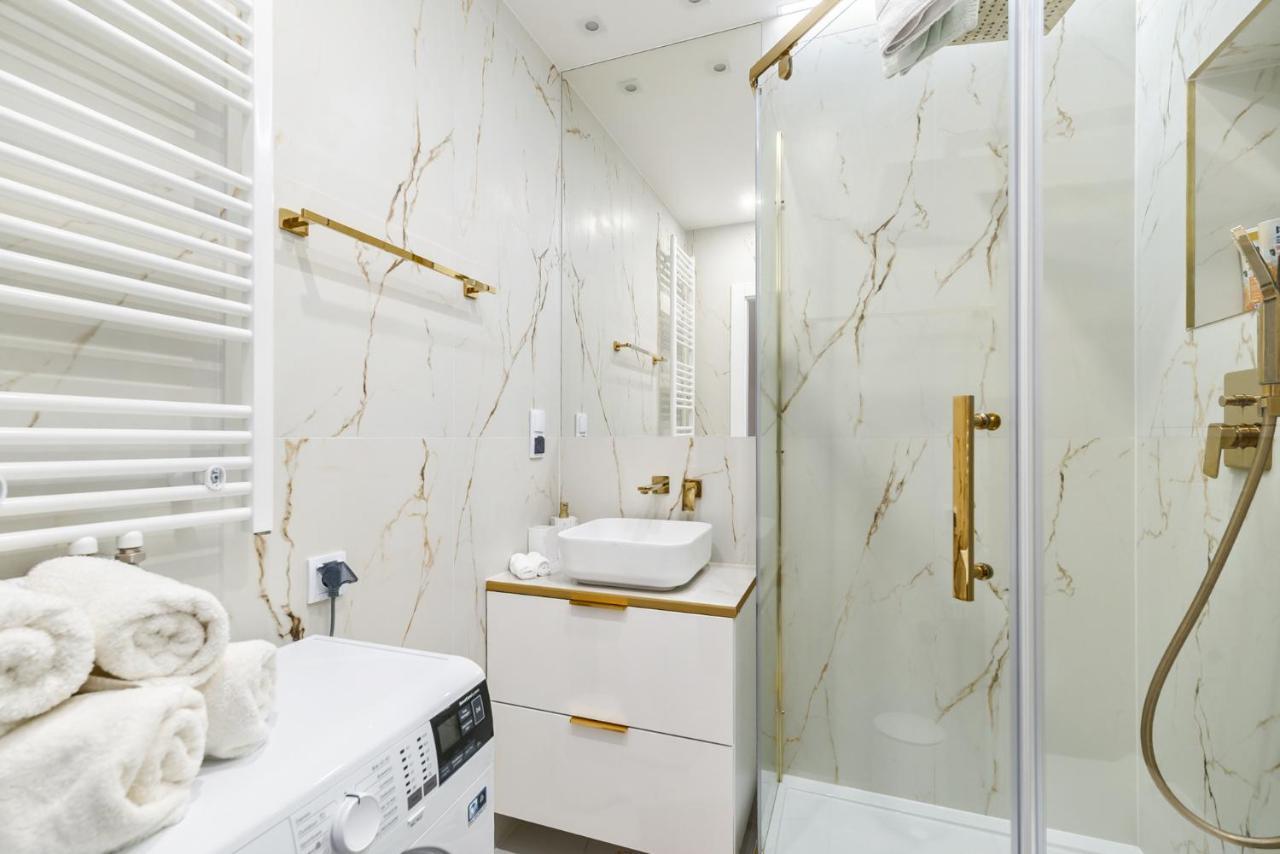 Unique Apartments - Angielska Grobla 格但斯克 外观 照片